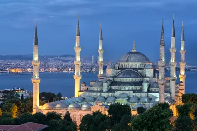 Картинка на рабочий стол мечеть султанахмет, турция, стамбул 2560 x 1440