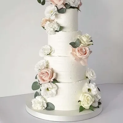 Свадебный торт жених и невеста/010 – купить с доставкой в Москве • Teabakery