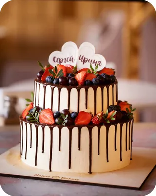Оригинальные свадебные торты – поражают гостей и радуют молодых