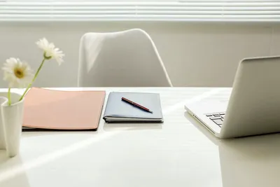 Aesthetic Beige Laptop Wallpapers - Top Free Aesthetic Beige Laptop  Backgrounds - Wallpaper… | Cute laptop wallpaper, Minimalist desktop  wallpaper, Laptop wallpaper
