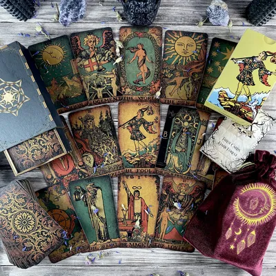 Easy Tarot Spreads for Love, Life, and Career Guidance | Expert Tips |  Allure