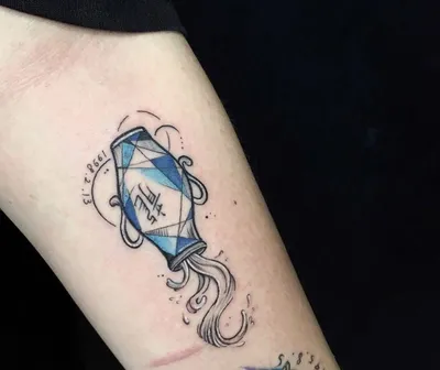 Татуировка знак водолея - символ свободы и независимости - tattopic.ru