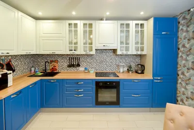 Современная угловая кухня комбинированного цвета \"Модель 752\" в Уфе - цены,  фото и описание.