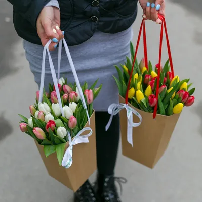 https://www.kuchenland.ru/catalog/gostinaya-i-spalnya/dekor/vazy-i-tsvety/dekorativnye-tsvety/buket-iskusstvennyy-21-sm-v-vaze-poliuretan-steklo-rozovye-tyulpany-tulip-garden/