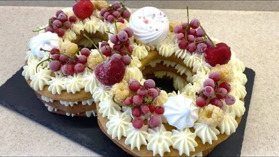 Торт на 8 Марта 25063318 стоимостью 5 050 рублей - торты на заказ  ПРЕМИУМ-класса от КП «Алтуфьево»