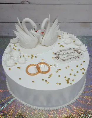Поиск торта «венчание» в категории «Зимние свадебные торты». Торты на заказ  в Москве с доставкой от КП «Алтуфьево»