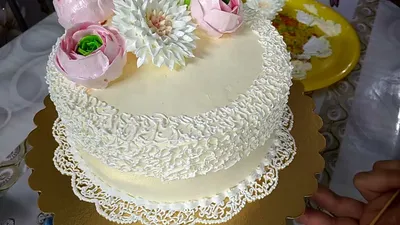 Двухъярусный торт на свадьбу, годовщину или юбилей