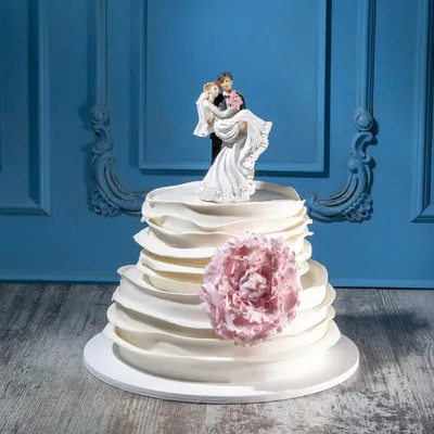 венчание торта шикарное стоковое фото. изображение насчитывающей торты -  115582952