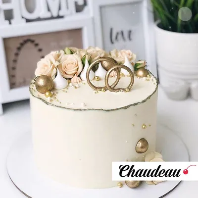 Торт на золотую свадьбу | Golden wedding cakes | Кремовый двухъярусный торт  | Торт из золота - YouTube