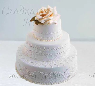 Торт на годовщину свадьбы «Облачко» заказать в Москве с доставкой на дом по  дешевой цене