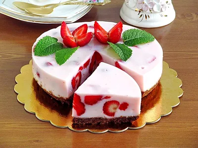 Торт \"Клубничный Вкус\" Очень Нежный и Невероятно Вкусный! / Клубничный Торт  / Strawberry Cake - YouTube