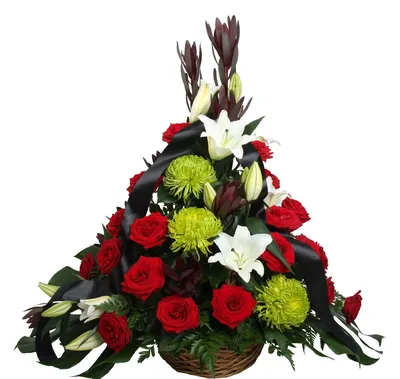 Венок похоронный Уфа, траурный на возложение с розами и гвоздиками. Траурные  цветы с доставкой Уфа.