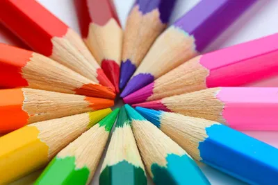 Семь цветных карандашей - 47 фото