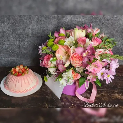 Торт цветы на юбилей — на заказ по цене 950 рублей кг | Кондитерская  Мамишка Москва