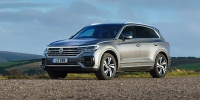 Volkswagen Touareg R hybrid (2021) | Reviews | Complete Car