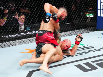 How to watch and live stream UFC 294: Makhachev vs Oliveira 2 | Goal.com US