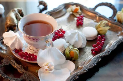 Доброе утро чашку чая с лимоном на столе Стоковое Изображение - изображение  насчитывающей таблица, чай: 212362495