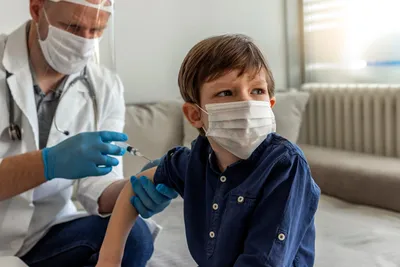 Массовая вакцинация от коронавирусной инфекции: важно знать -  Южно-Уральский государственный университет