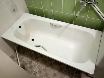 Акриловая ванна Italy