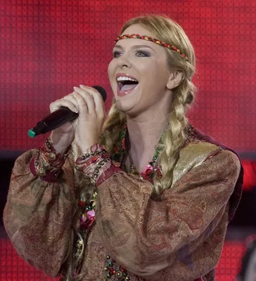 Этно-певица Варвара поет на армянском языке