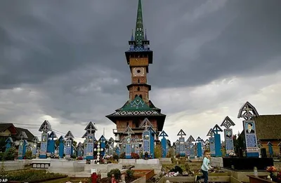 Веселое кладбище в Румынии | Автотуристик | Дзен