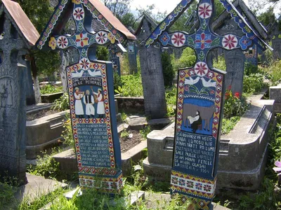 Веселое кладбище/Cimitirul Vesel (Сепинца/Săpânța - Румыния)