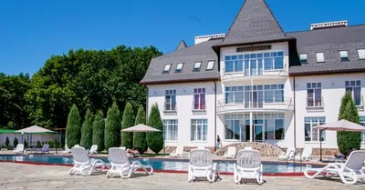https://www.tripadvisor.ru/Hotel_Review-g736002-d6741141-Reviews-Vesely_Rodzher_Country_Club-Engels_Saratov_Oblast_Volga_District.html