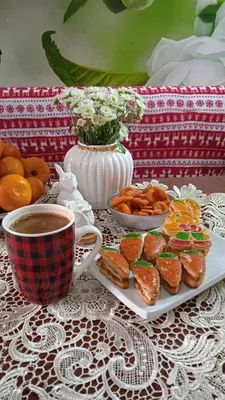 Доброго утра отличного чаепития и вкусного завтрака на белоснежном фарфоре  от фабрики Херенд который вы можете приобрести в нашем магазине