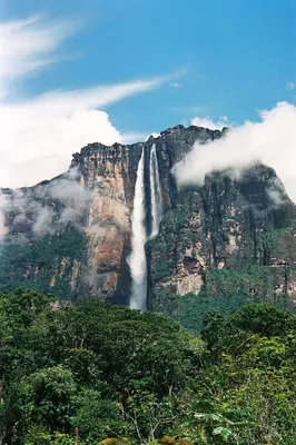Увидеть водопад Анхель с мужем, что может быть романтичнее) | Instagram