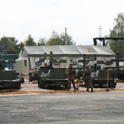 Видео перемещения российской военной техники в Мариуполе