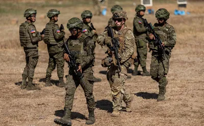 США и Филиппины провели масштабные военные учения в ответ на китайские — РБК