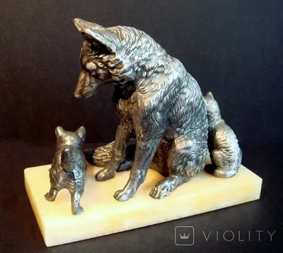 Комплект фигур Волчица с волчатами купить недорого, цены от производителя  26 700 руб.