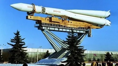 Vostok 1 capsule separation, artwork - Stock Image - C008/7772 - Science  Photo Library