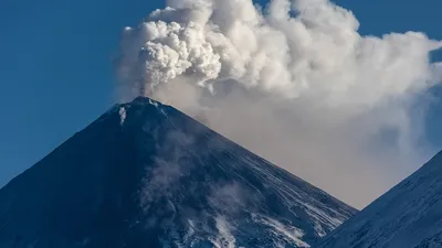 Извержение вулкана Ключевской 1 ноября