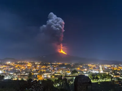 Проснулся самый высокий вулкан Европы - 12.02.2022, Sputnik Грузия
