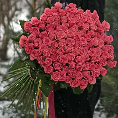 Букет 101 розовая роза 120 cм Анна Карина купить с доставкой