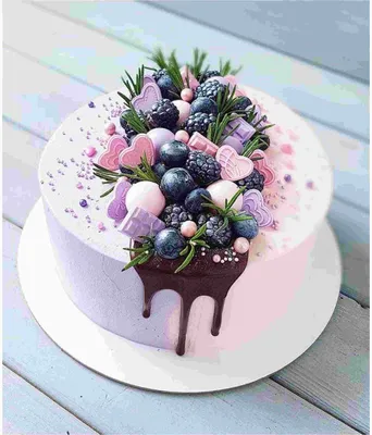 Купить Праздничный торт №136 — 975 грн/кг*Без учета стоимости декора  Cupcake Studio 2022