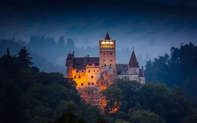 Эльц - самый аутентичный средневековый замок Германии – DW – 03.06.2022
