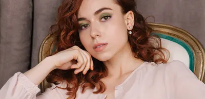 Девушка недели: молодая и успешная певица Диана Завидова