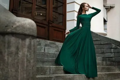 Купить Зеленое платье с запахом в Твери. Фото цены видео.