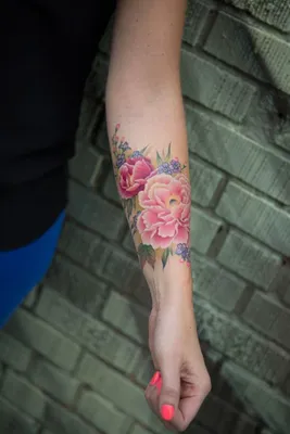 Татуировка женская графика на руке растение (вид сбоку) - мастер Мария  Бородина (Челнокова) 7095 | Art of Pain