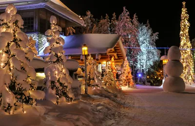 Скачать «Зимние (Новогодние) со снежинками» обои на рабочий стол — Abali.ru