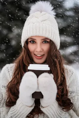 Идеи для зимней фотосессии девушки | Зимняя фотография, Снежная фотография,  Осенние семейные фотографии