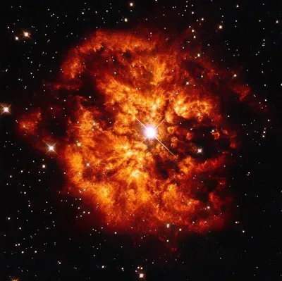 Cамая яркая звезда во Вселенной R136a1