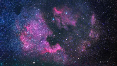 Звёздное небо над землей стоковое изображение. изображение насчитывающей  черный - 93568807